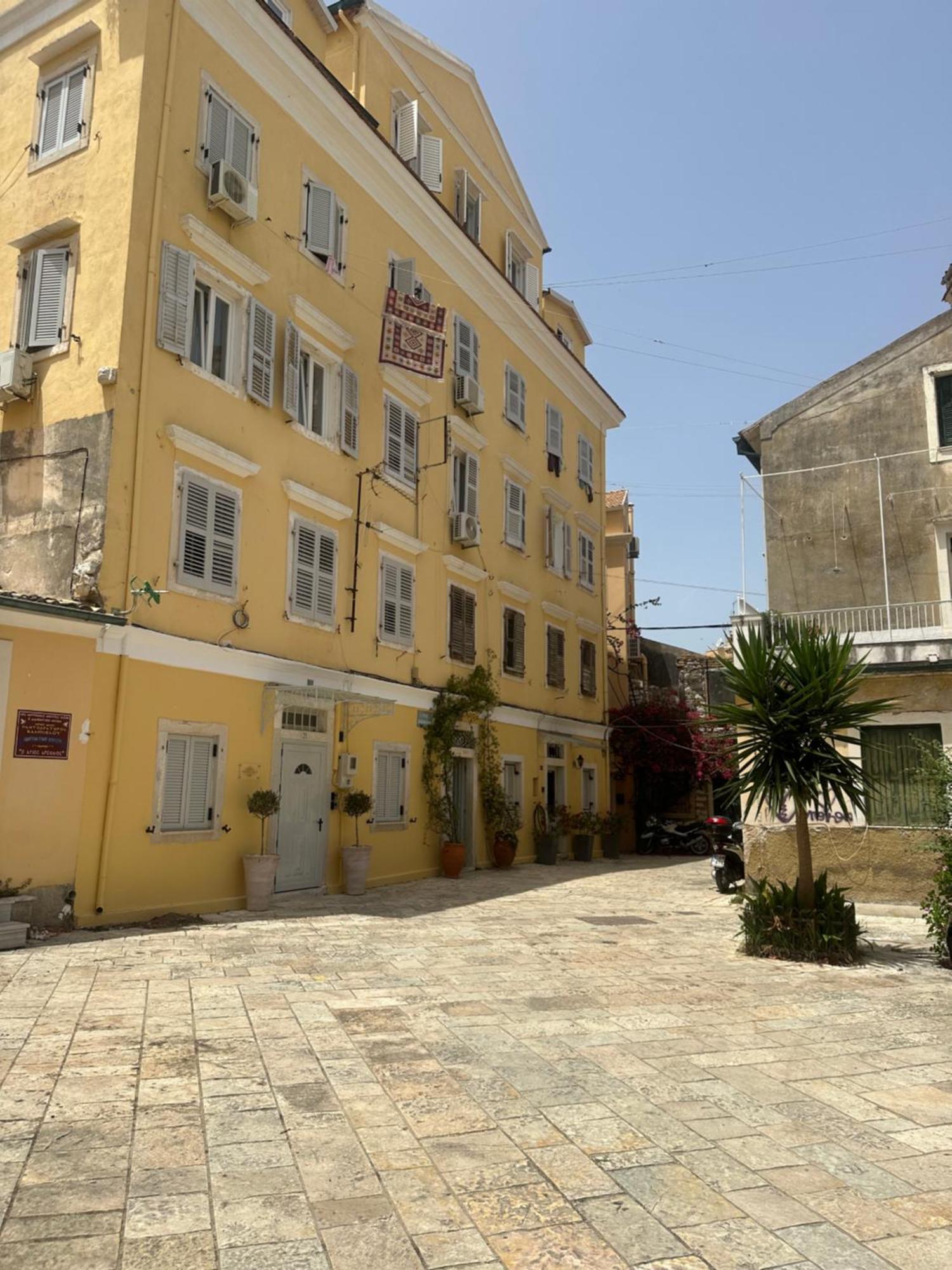 Old Town-ventuno 2 * Corfu (city)